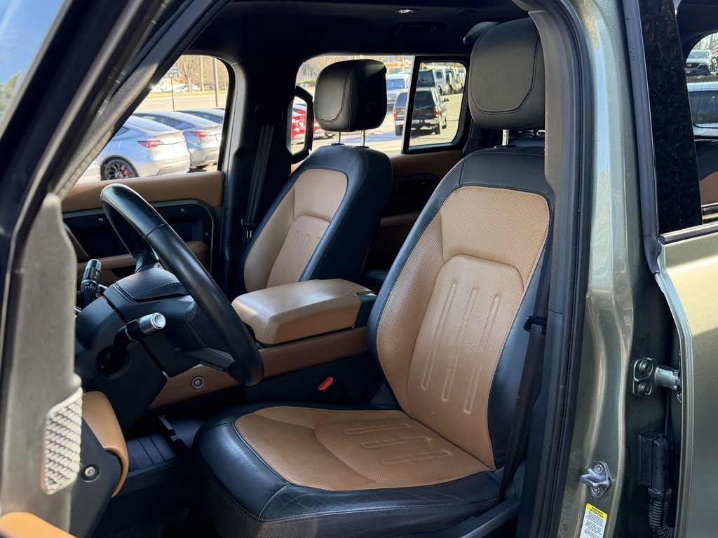 Used 2020 Land Rover Defender 110 X image 27
