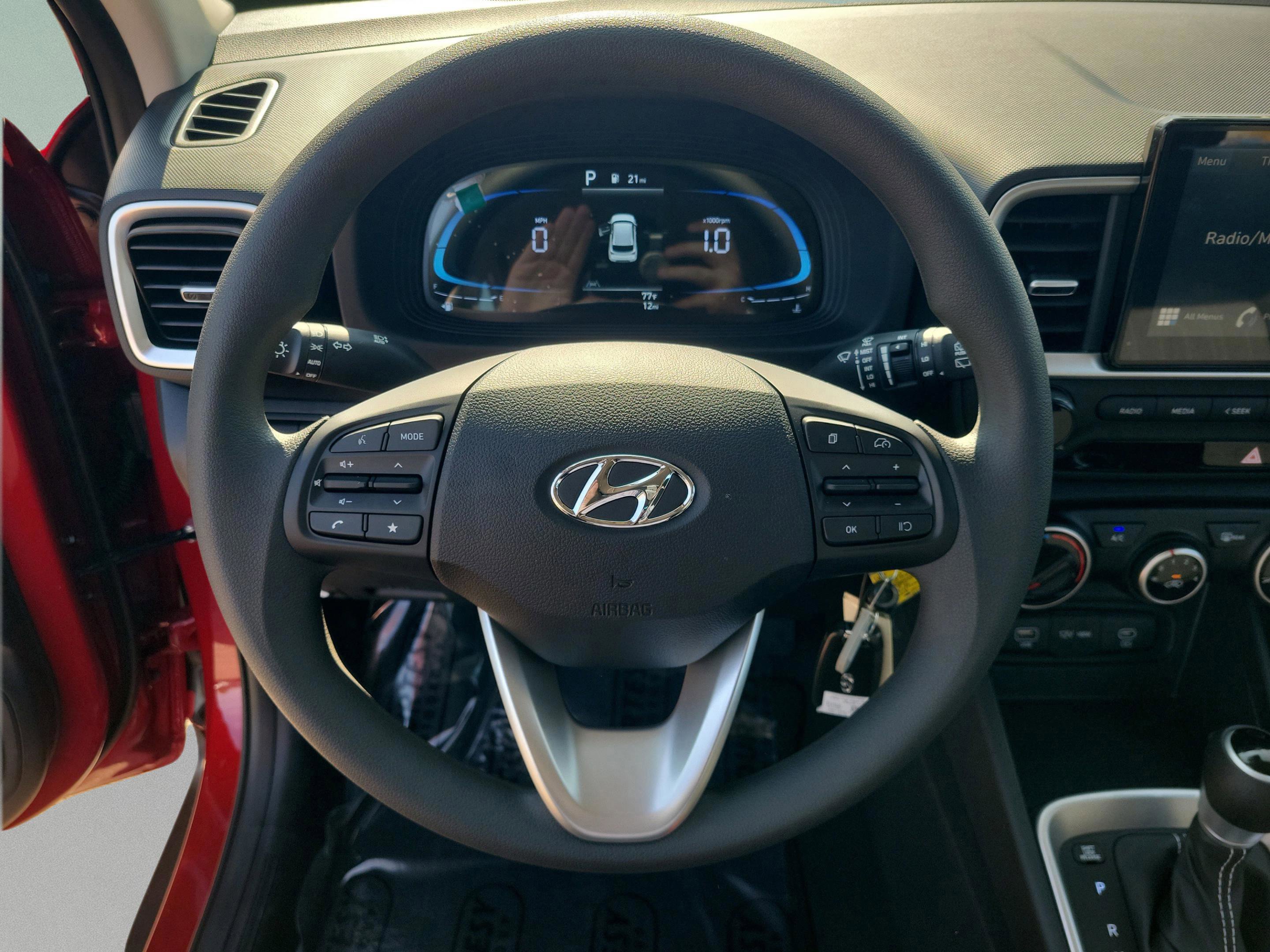 New 2026 Hyundai Venue SE image 17