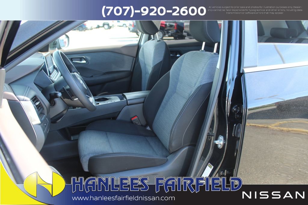 Used 2023 Nissan Rogue SV image 12