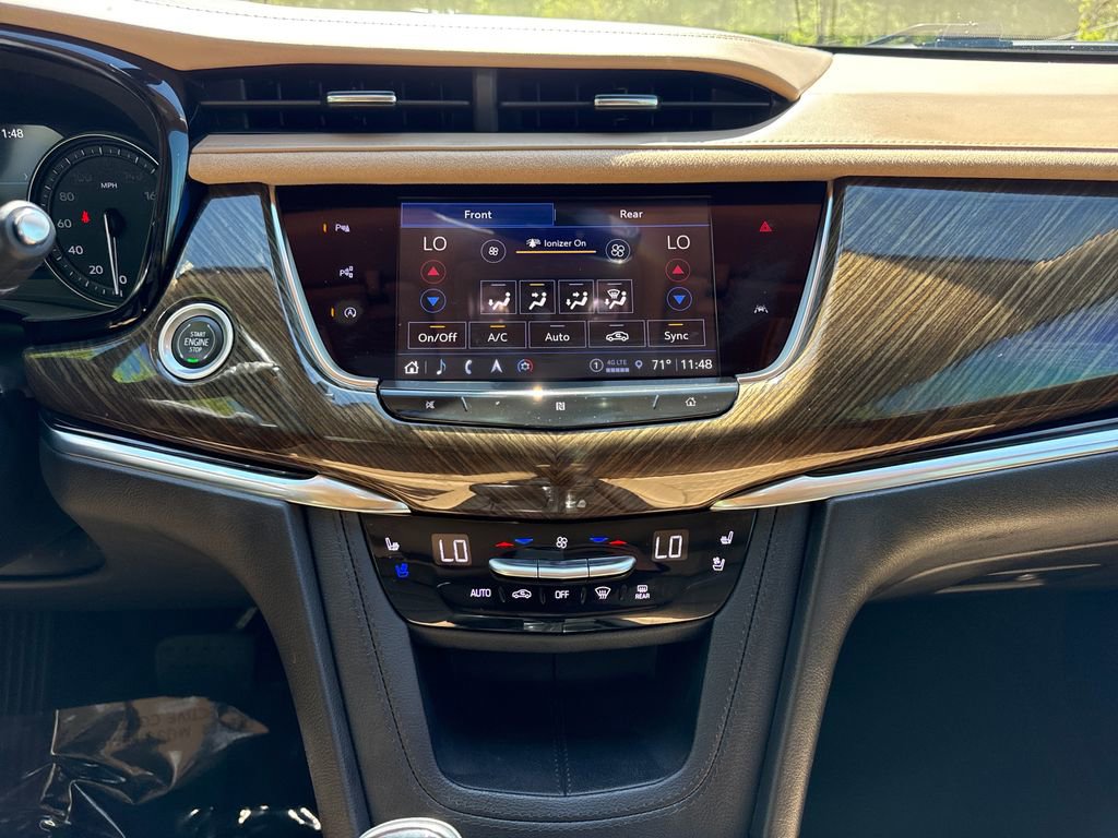 Used 2021 Cadillac XT6 Premium Luxury w/ Platinum Package FWD image 18