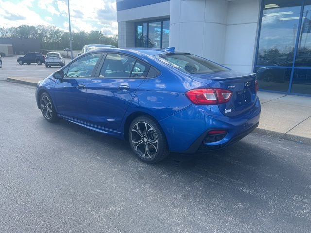 Used 2019 Chevrolet Cruze LT w/ RS Package image 3