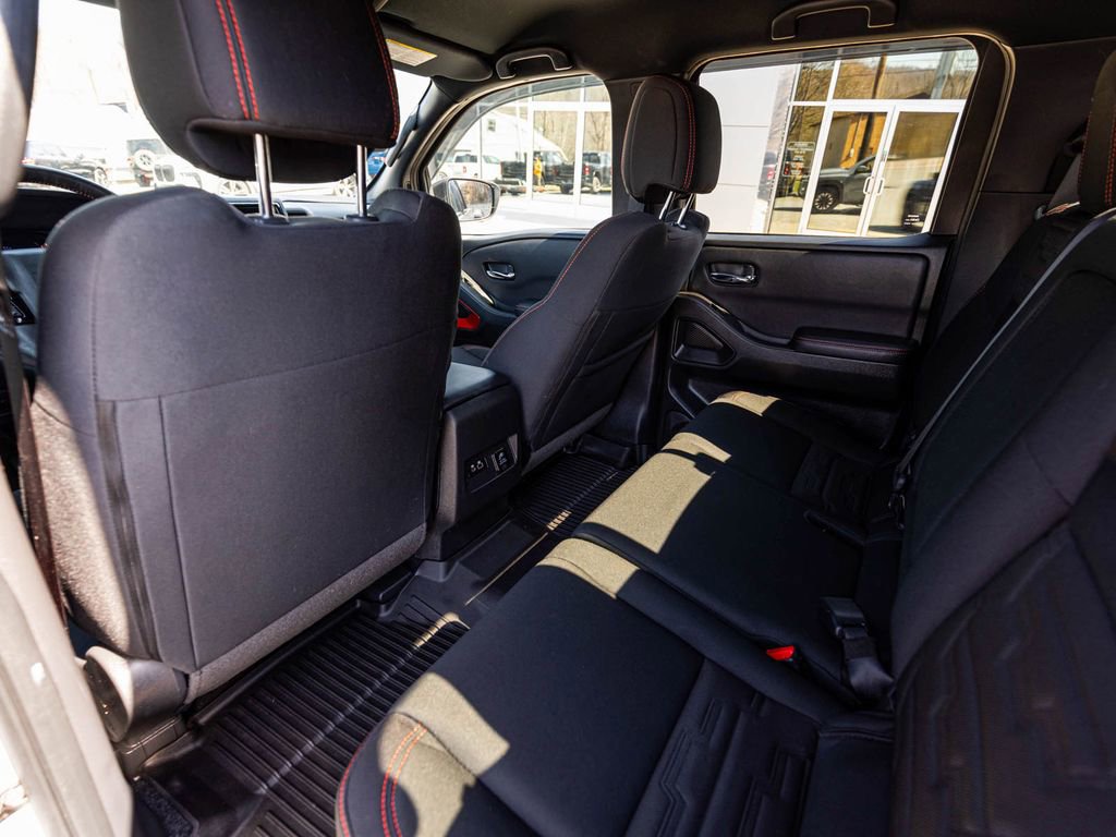 Used 2023 Nissan Frontier PRO-4X w/ Pro Convenience Package image 26