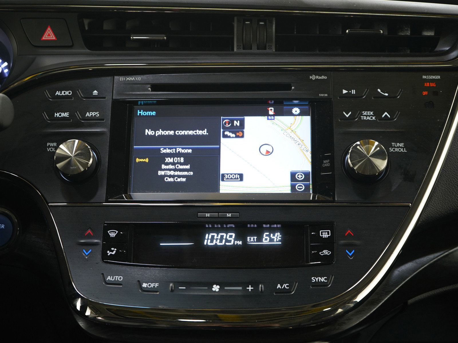 Used 2016 Toyota Avalon XLE Premium FWD image 16