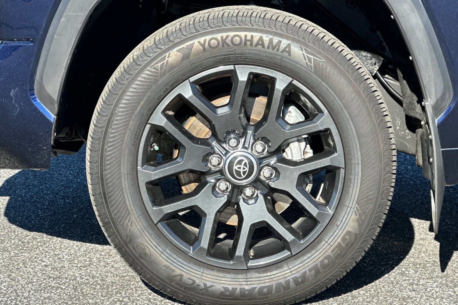 Used 2022 Toyota Tundra SR5 w/ Convenience Package image 27