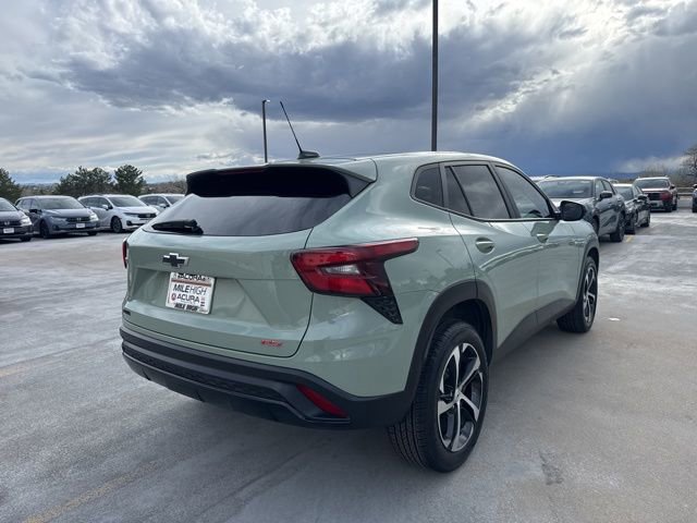 Used 2024 Chevrolet Trax RS w/ Driver Confidence Package image 8