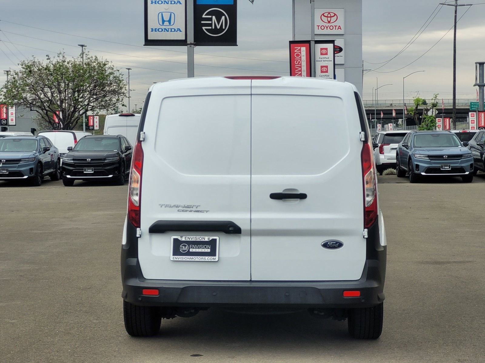Used 2020 Ford Transit Connect XL FWD image 6