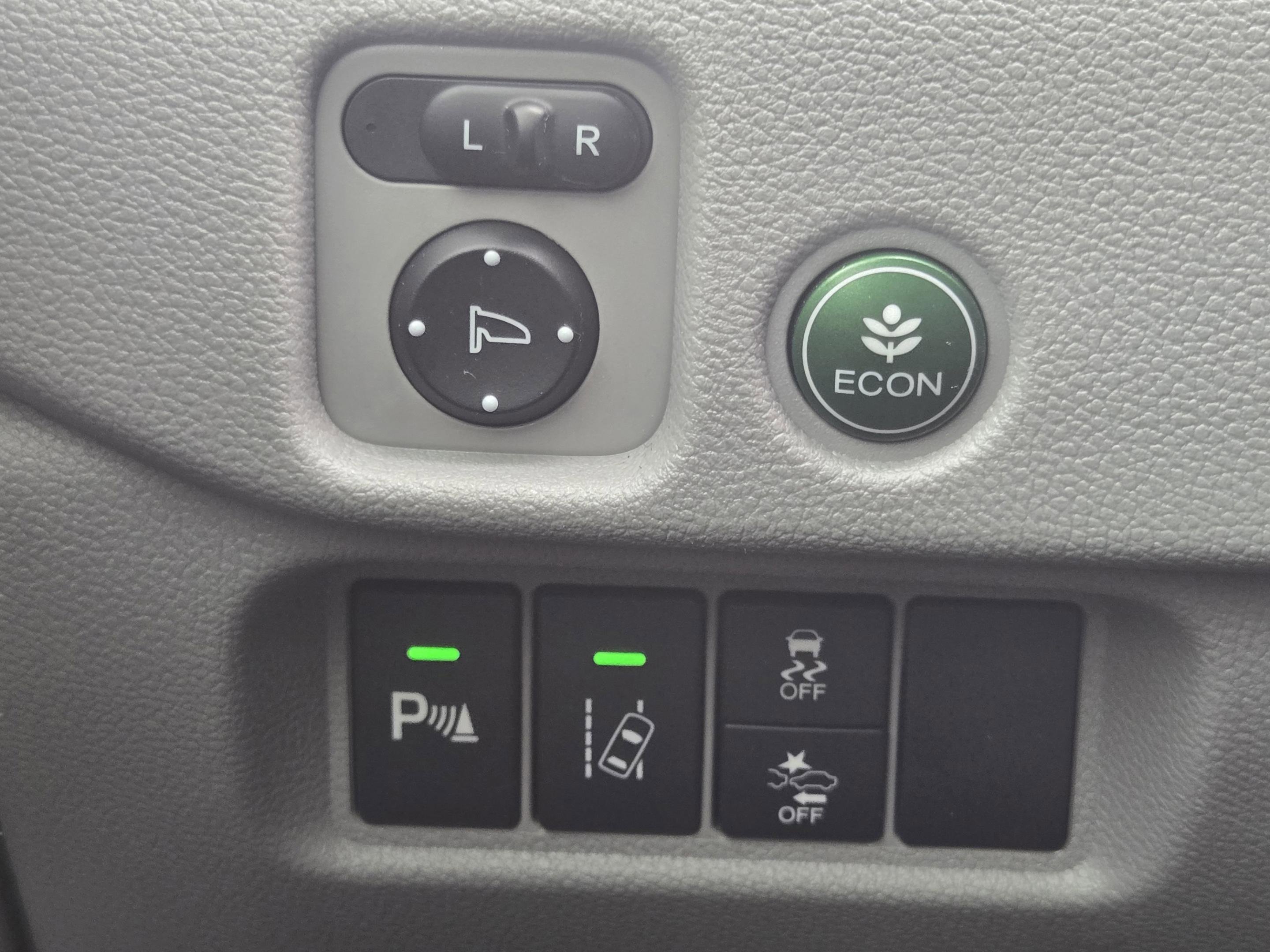 Used 2018 Honda Pilot Elite image 17