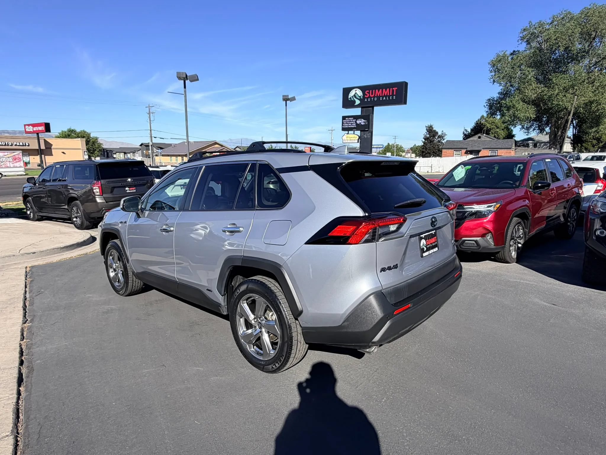 Used 2021 Toyota RAV4 Limited AWD/4WD image 6