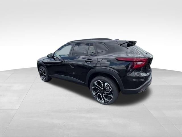 Certified 2024 Chevrolet Trax RS w/ Driver Confidence Package image 17