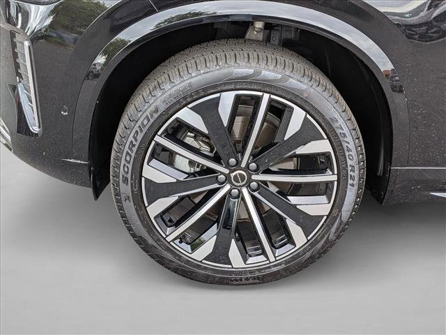 Used 2026 Volvo XC90 B5 Plus w/ Protection Package image 24