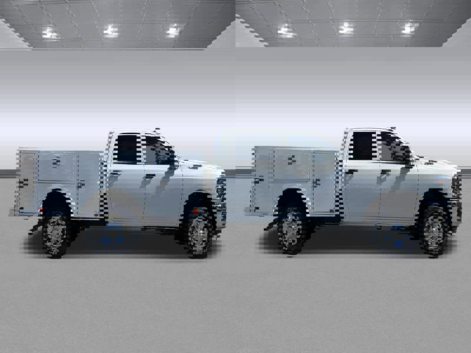 New 2026 RAM 2500 Tradesman w/ Chrome Appearance Group image 8