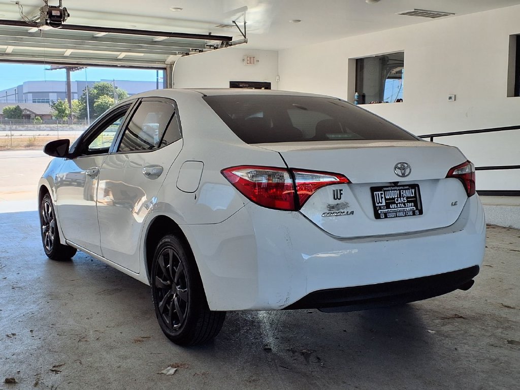 Used 2016 Toyota Corolla LE FWD image 18