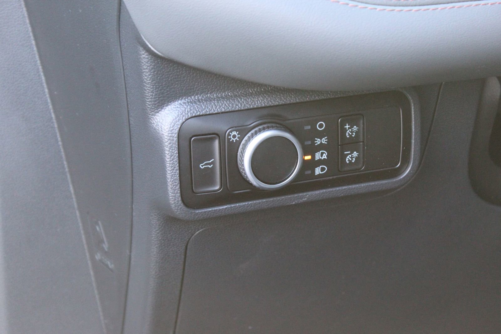 New 2026 Ford Explorer Active image 23