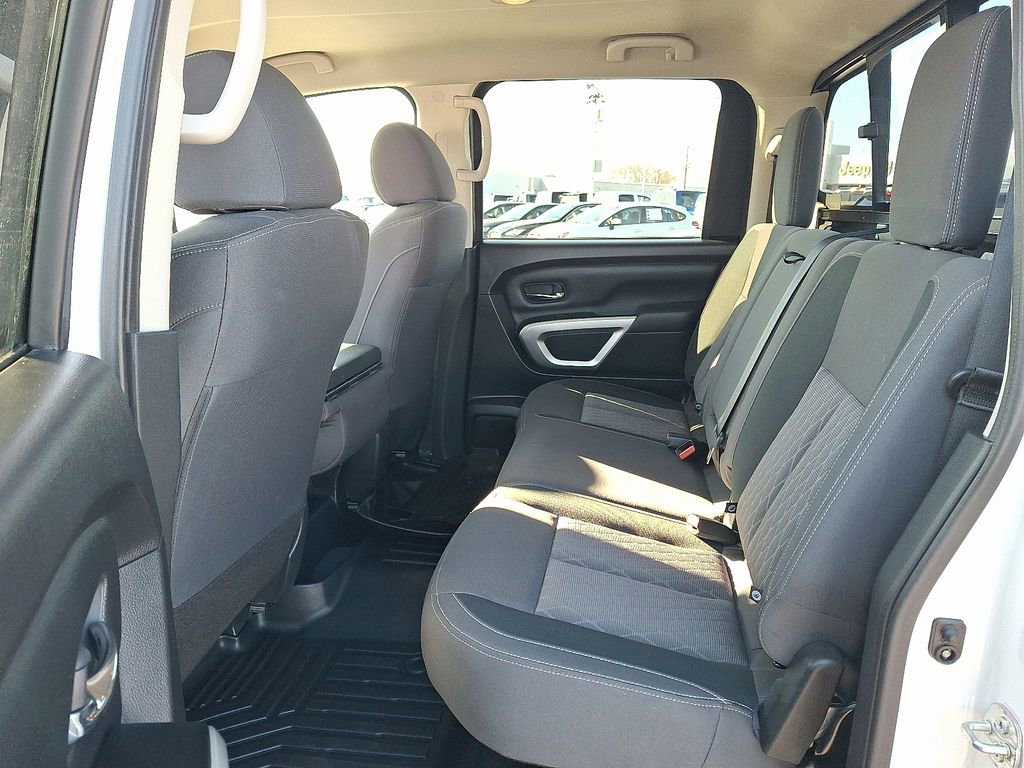 Used 2024 Nissan Titan SV w/ Accessory Utility Package image 11