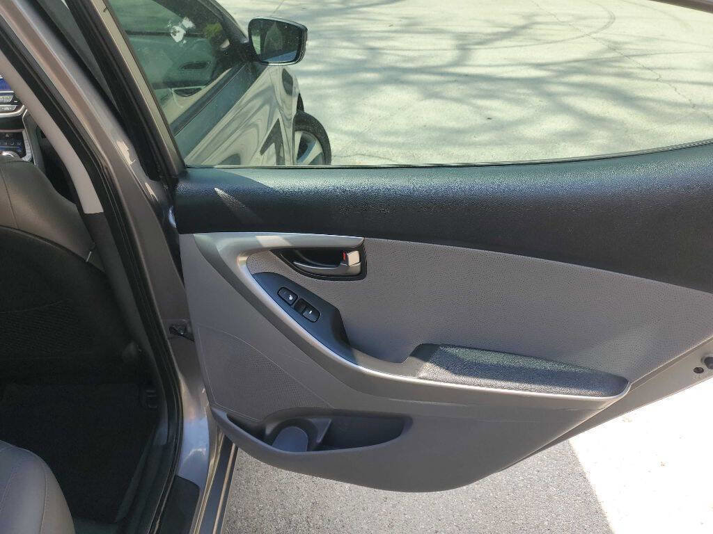 Used 2013 Hyundai Elantra Limited FWD image 60