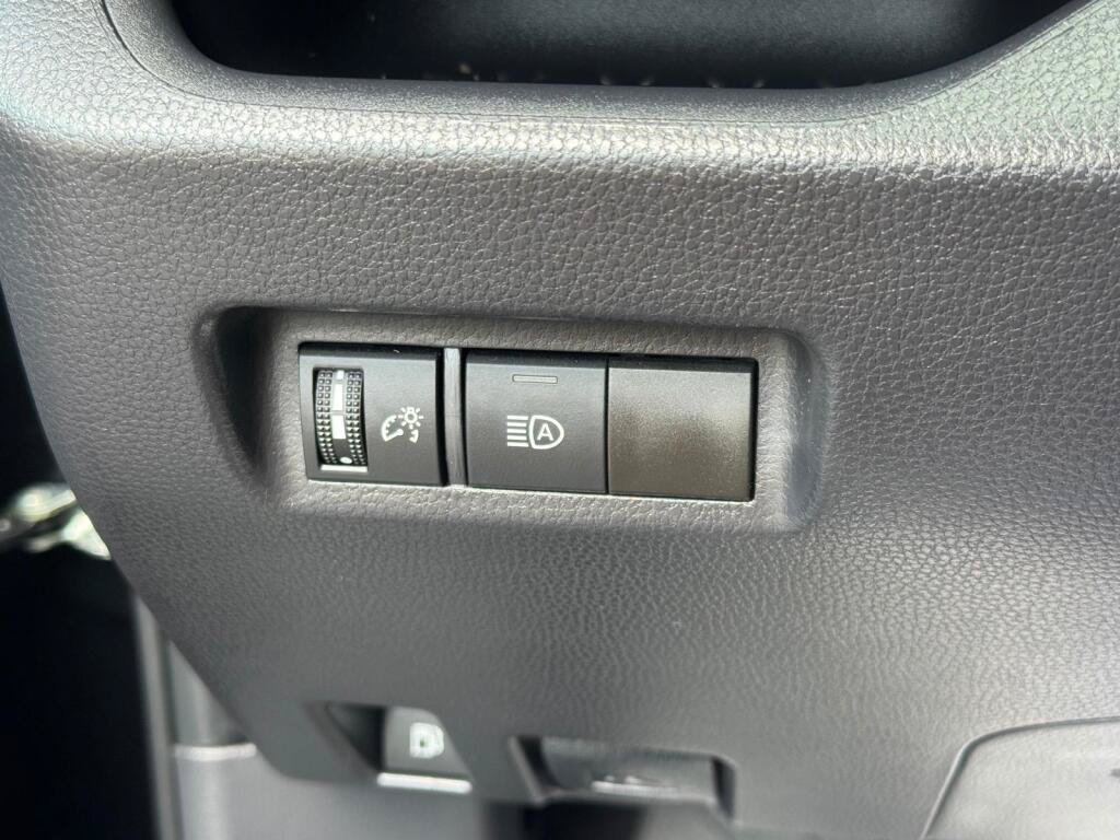 Certified 2025 Toyota RAV4 LE AWD/4WD image 14