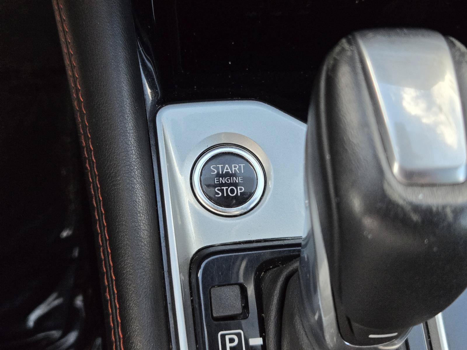Used 2025 Nissan Altima 2.5 SR FWD image 14