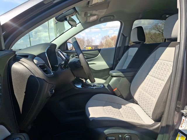 Used 2022 Chevrolet Equinox LS w/ LS Convenience Package image 13