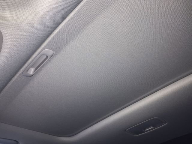 Used 2023 Hyundai Kona Limited image 22