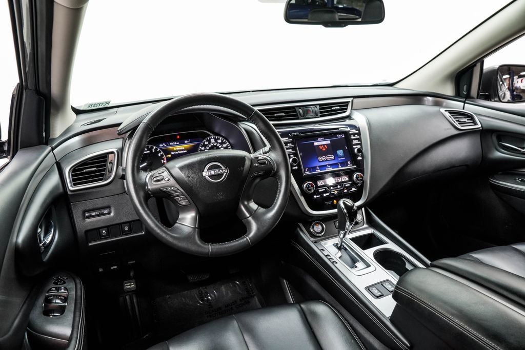 Used 2023 Nissan Murano SV AWD/4WD image 5