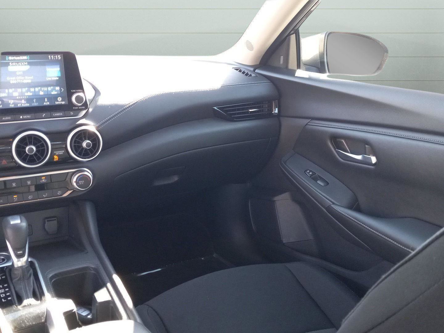 Used 2023 Nissan Sentra SV image 13