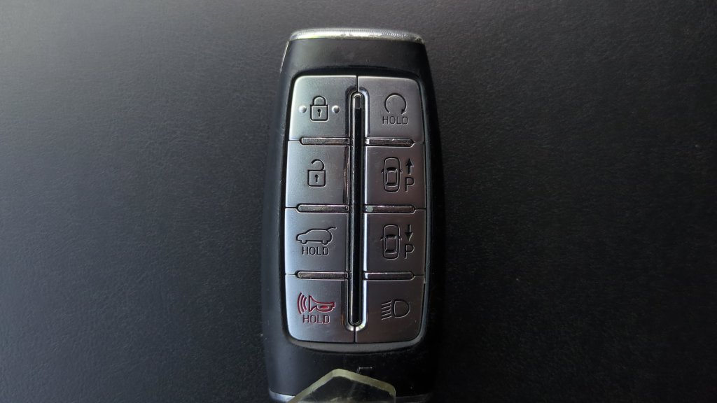 Used 2023 Genesis GV70 2.5T w/ Sport Prestige Package AWD/4WD image 24
