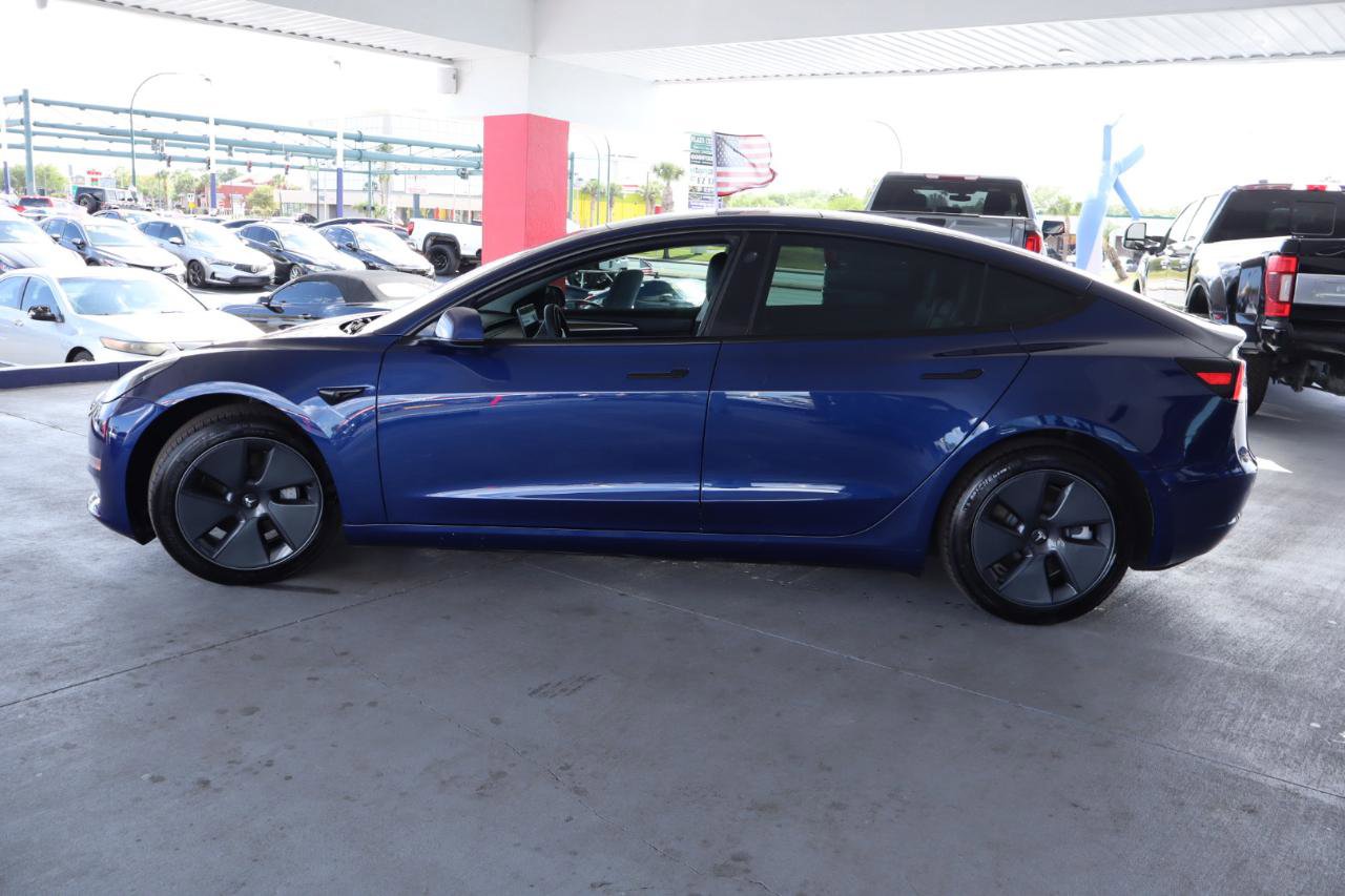 Used 2022 Tesla Model 3 Long Range image 10