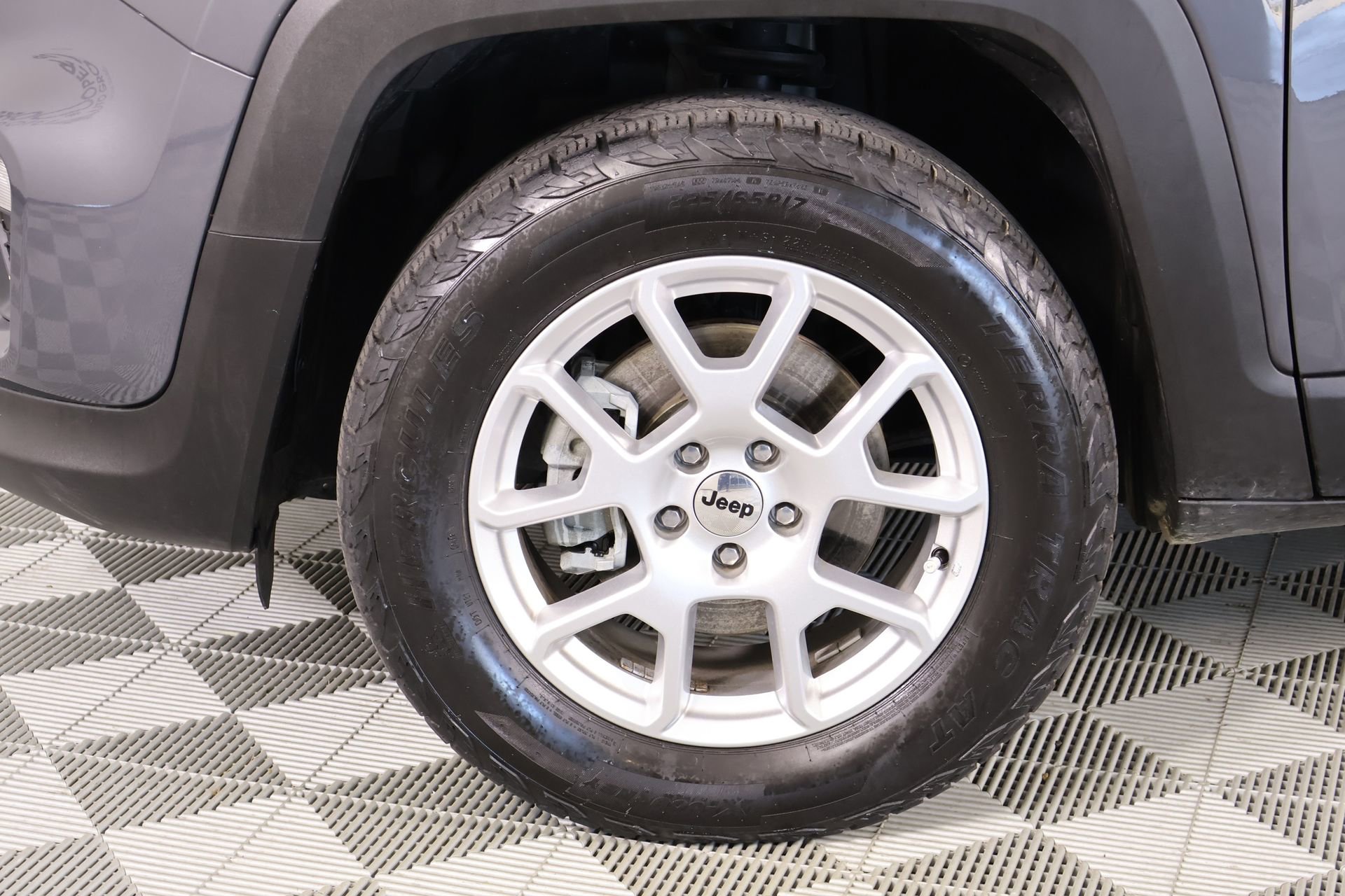 Used 2022 Jeep Renegade Latitude w/ Convenience Group image 19