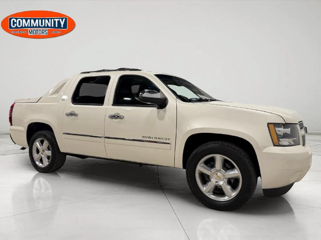 Used 2012 Chevrolet Avalanche LTZ AWD/4WD image 10