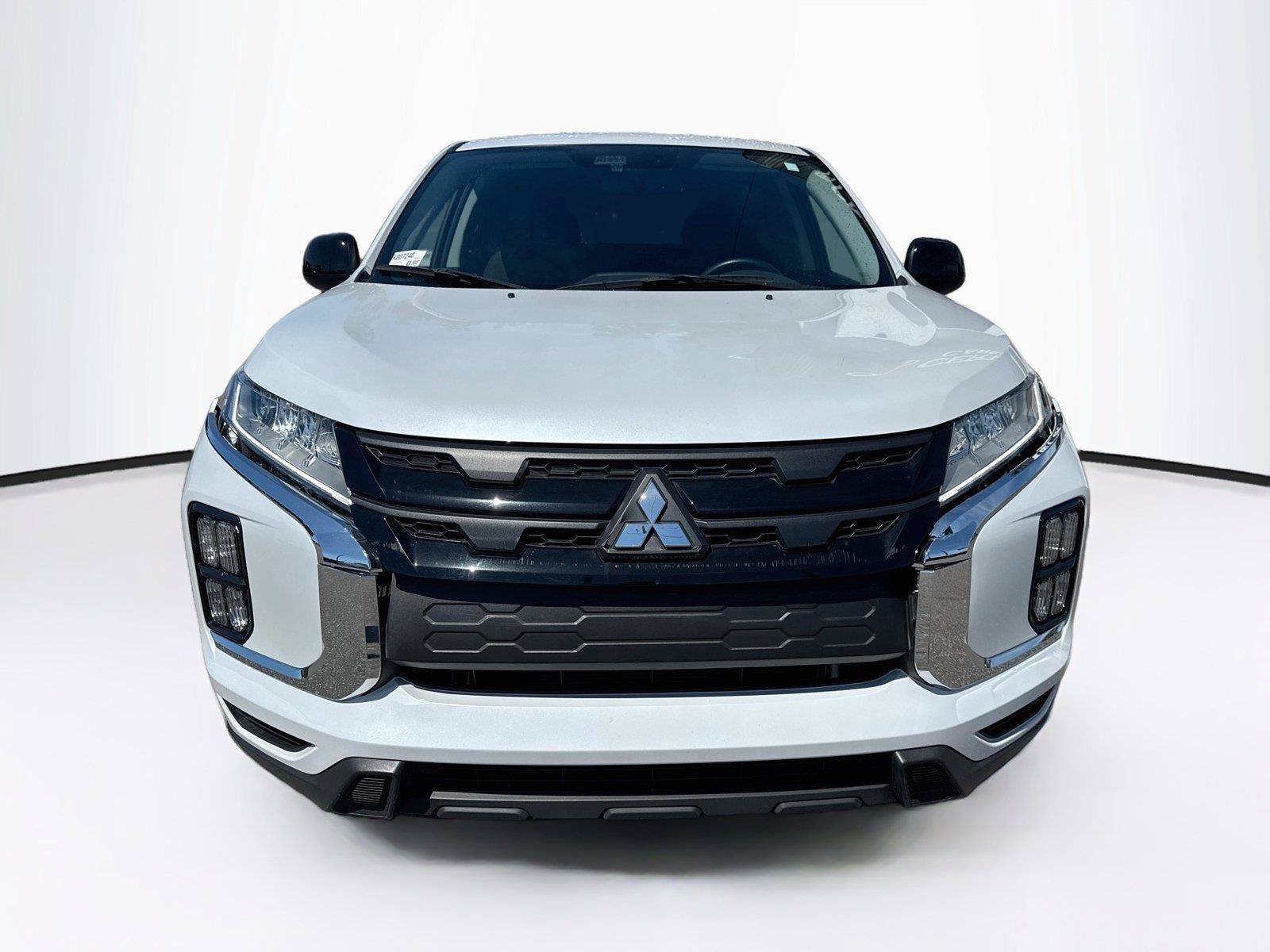 Used 2025 Mitsubishi Outlander Sport AWD image 8