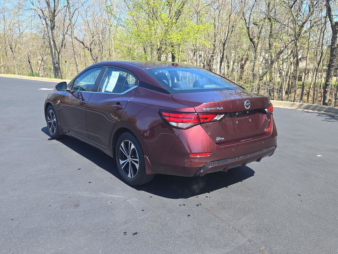 Used 2022 Nissan Sentra SV image 6