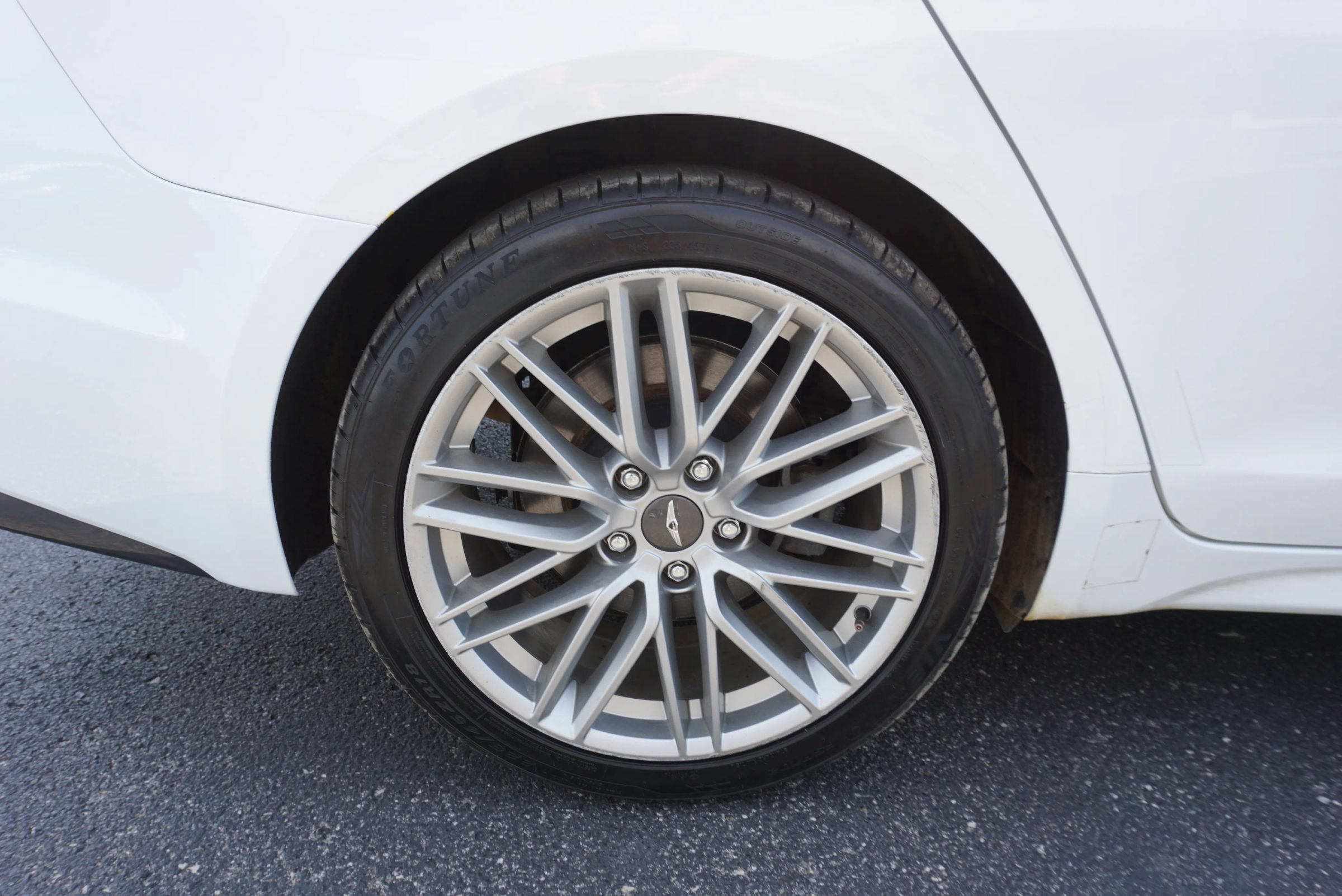Used 2021 Genesis G70 2.0T RWD image 37