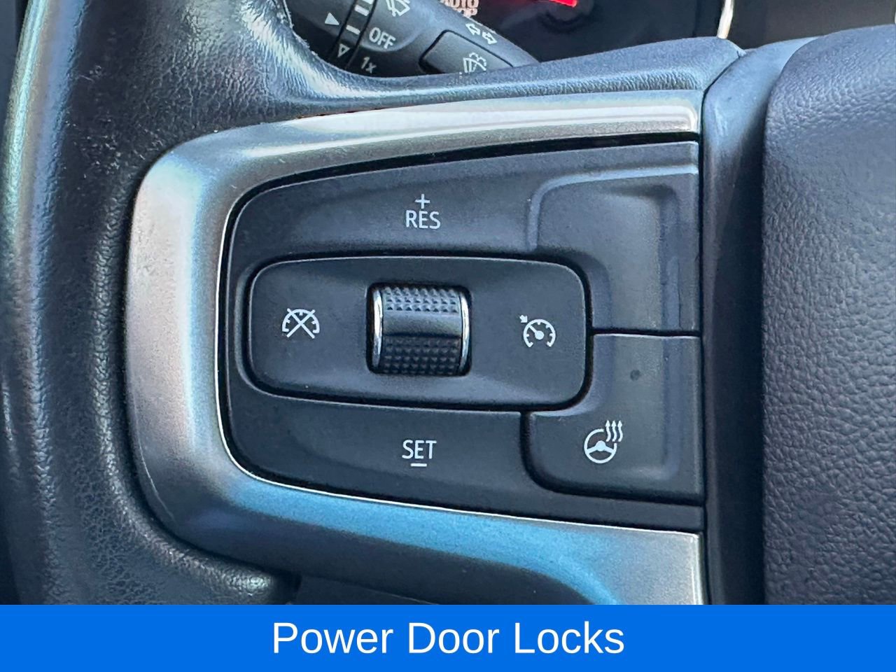 Used 2021 Chevrolet Silverado 1500 LT image 24