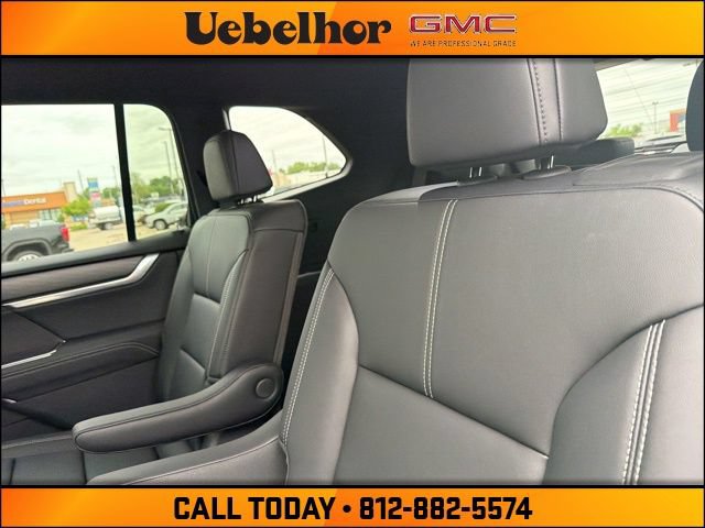 New 2026 GMC Acadia Elevation w/ Elevation Premium Package AWD/4WD image 20