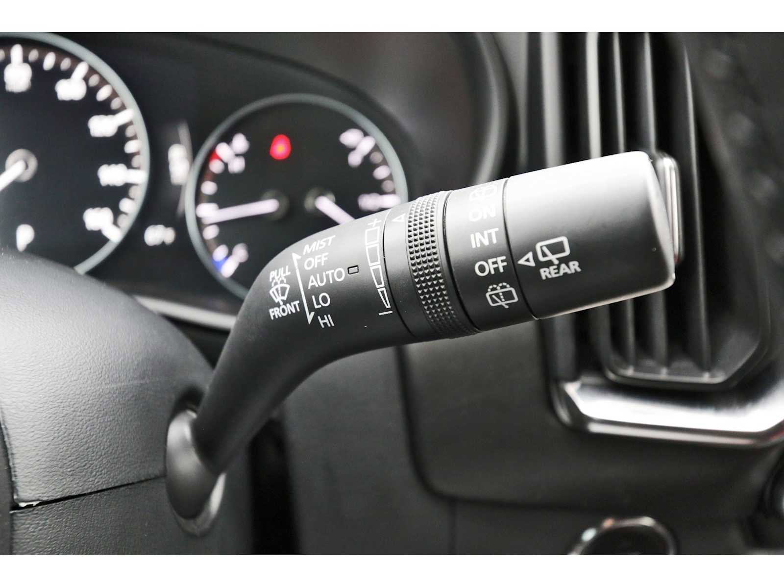 Certified 2025 MAZDA CX-50 2.5 Hybrid w/ Premium Plus Pkg image 18