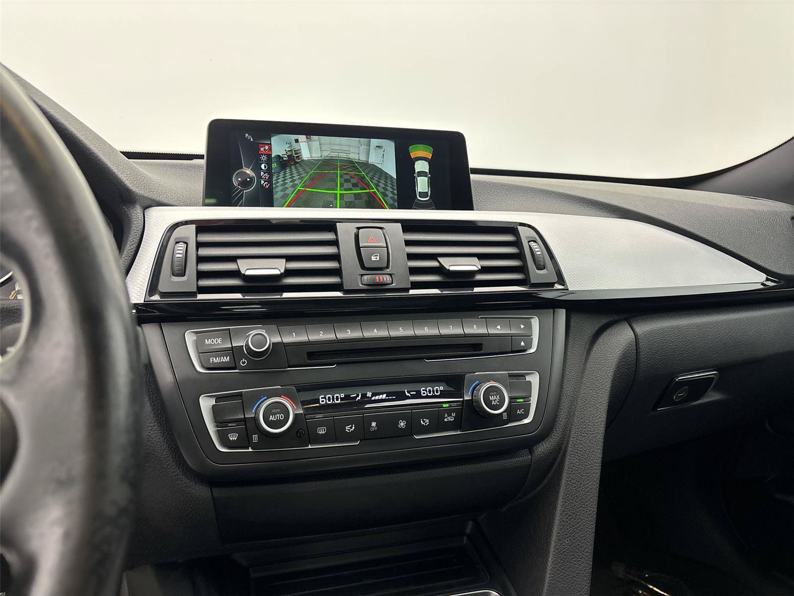 Used 2016 BMW 335i Gran Turismo xDrive AWD/4WD image 30