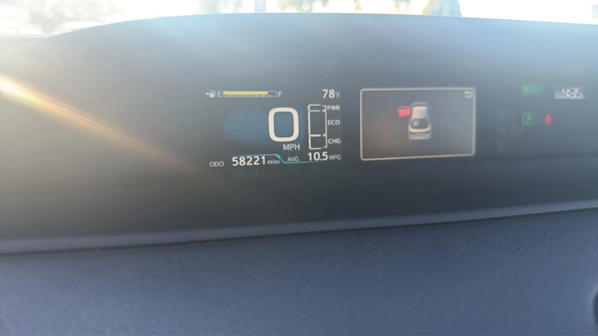 Used 2020 Toyota Prius LE AWD/4WD image 18