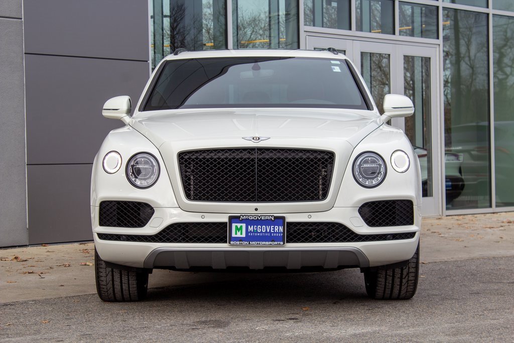 Used 2019 Bentley Bentayga image 2
