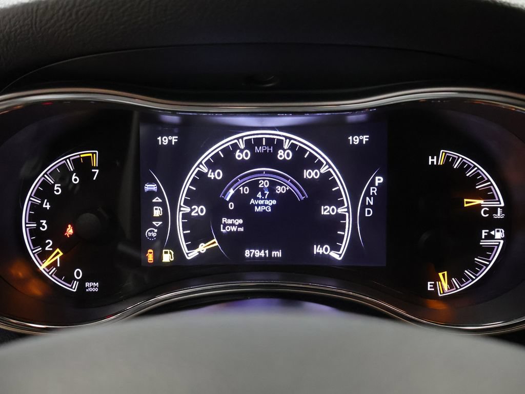 Used 2019 Jeep Grand Cherokee Altitude AWD/4WD image 2
