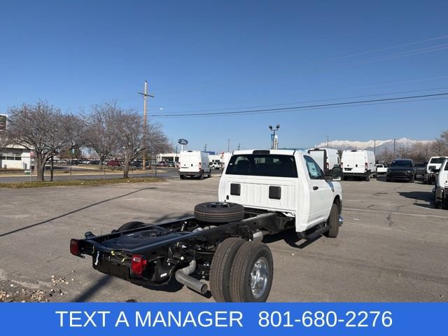 New 2026 RAM 3500 Tradesman w/ Chrome Appearance Group A AWD/4WD image 3