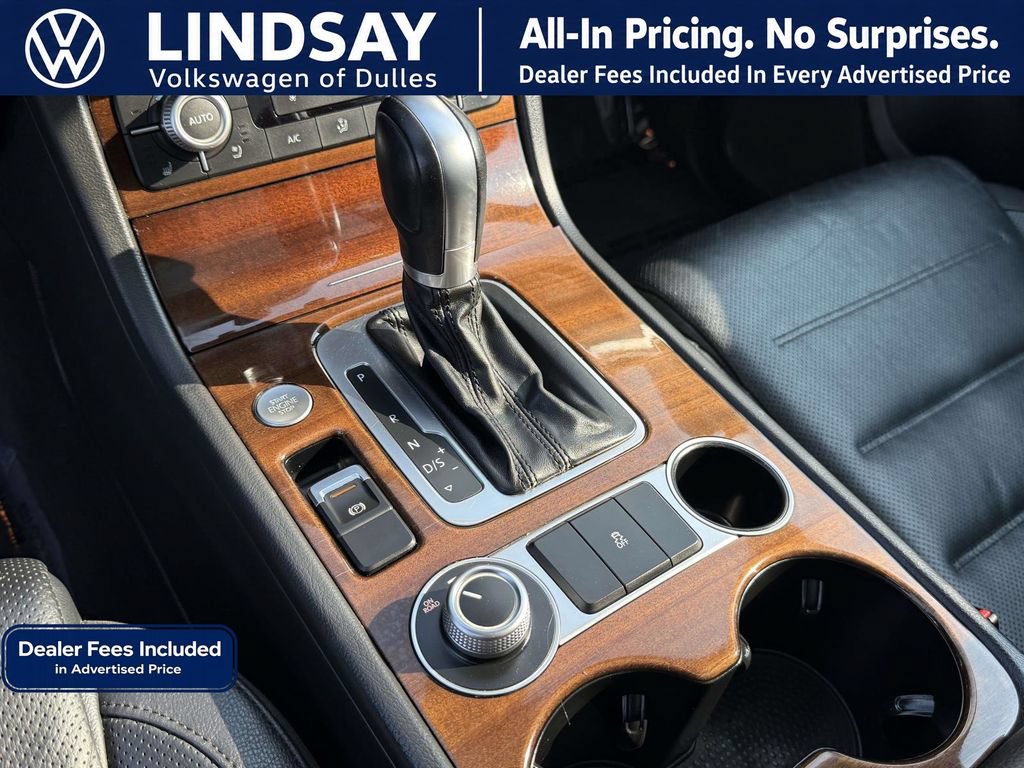 Used 2016 Volkswagen Touareg TDI AWD/4WD image 23
