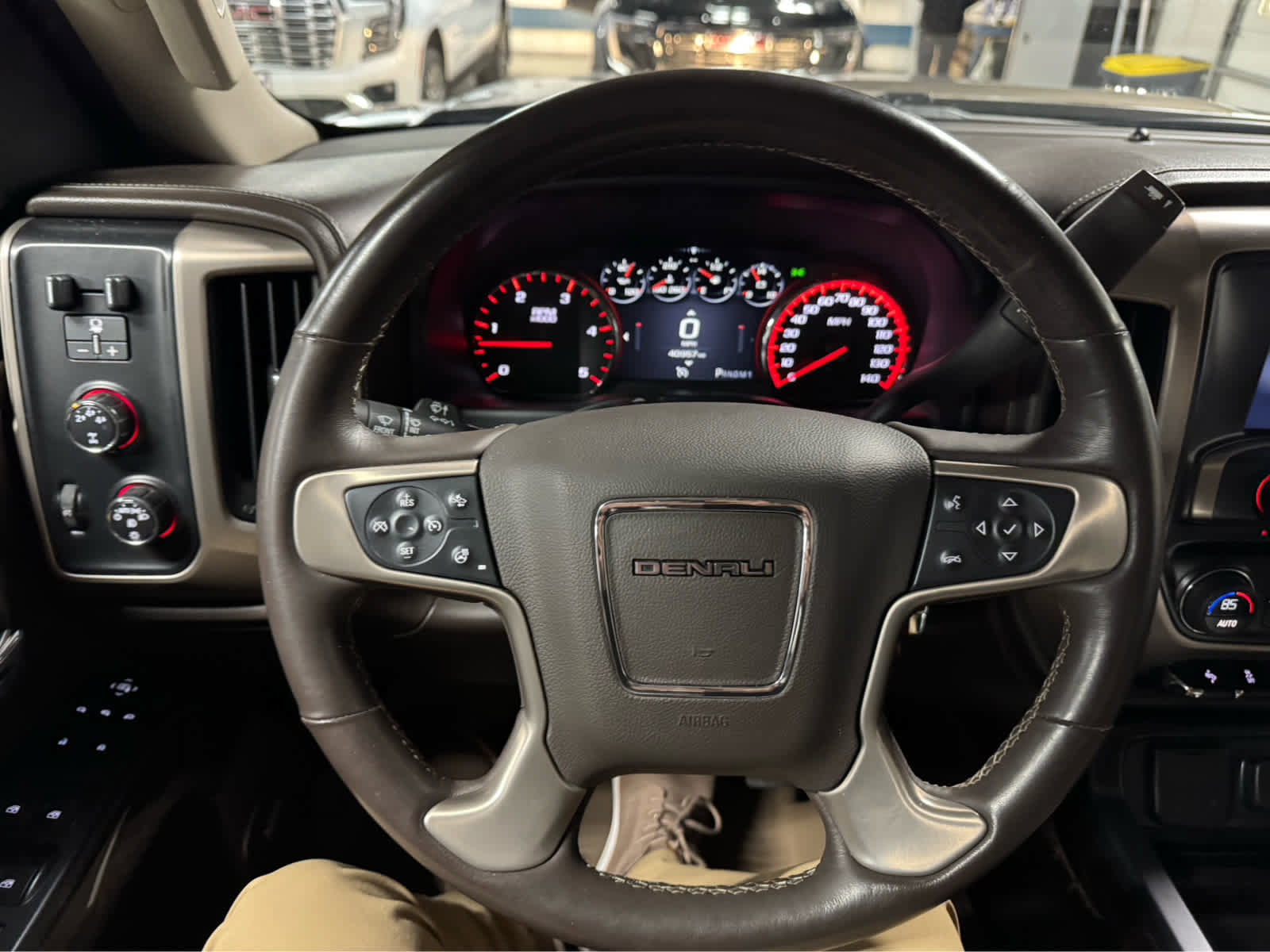 Used 2015 GMC Sierra 3500 Denali w/ Duramax Plus Package image 12