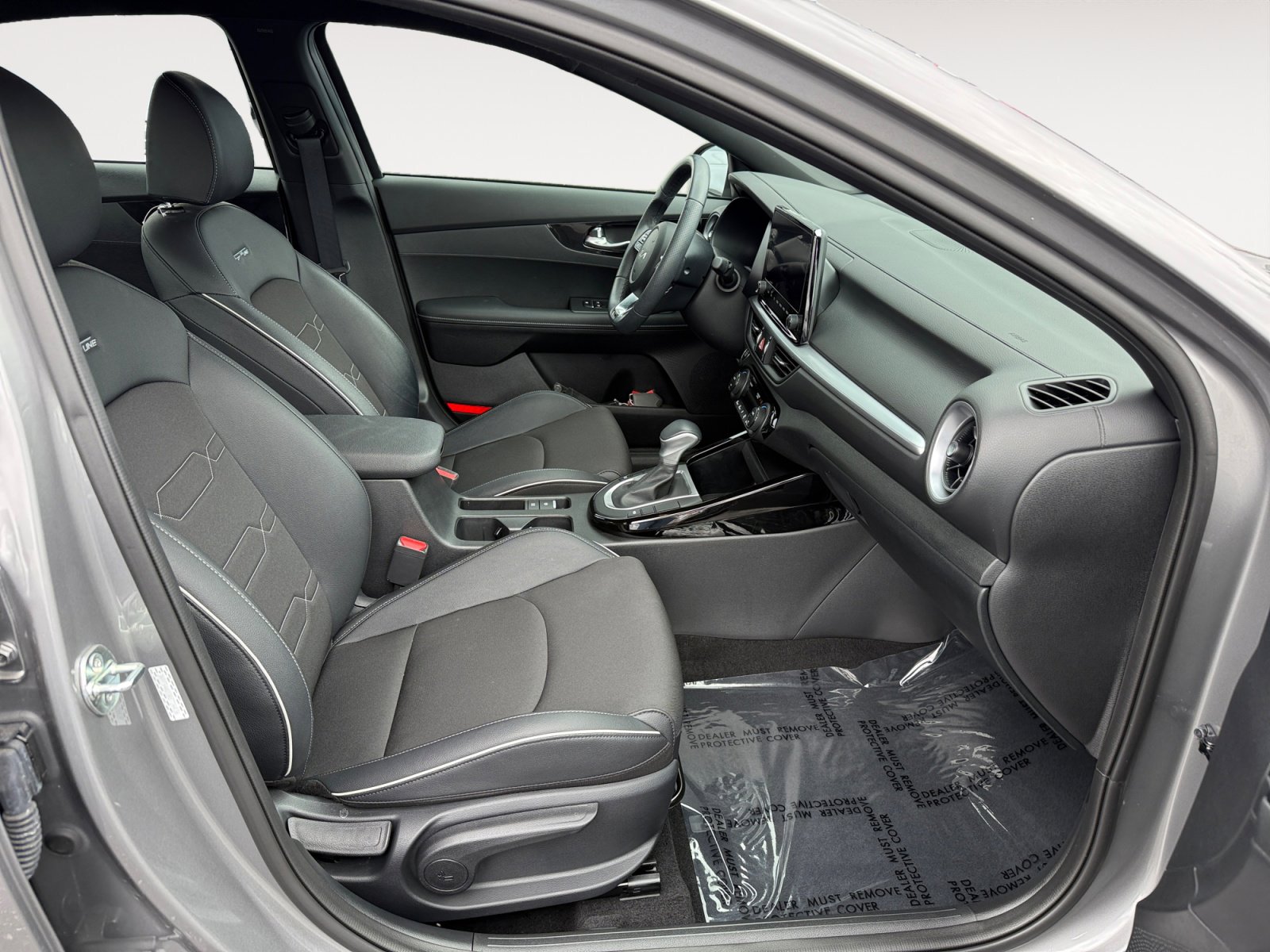 Used 2024 Kia Forte GT-Line FWD image 19