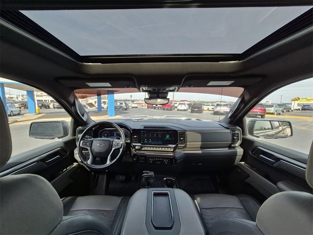 Used 2022 Chevrolet Silverado 1500 ZR2 w/ Technology Package image 44