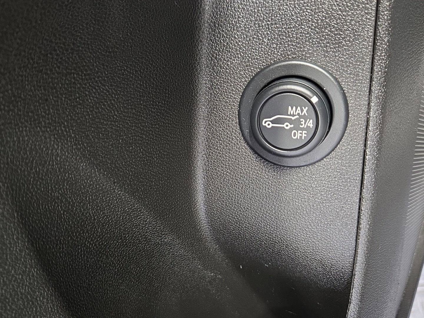 Used 2024 Chevrolet Equinox LT image 20