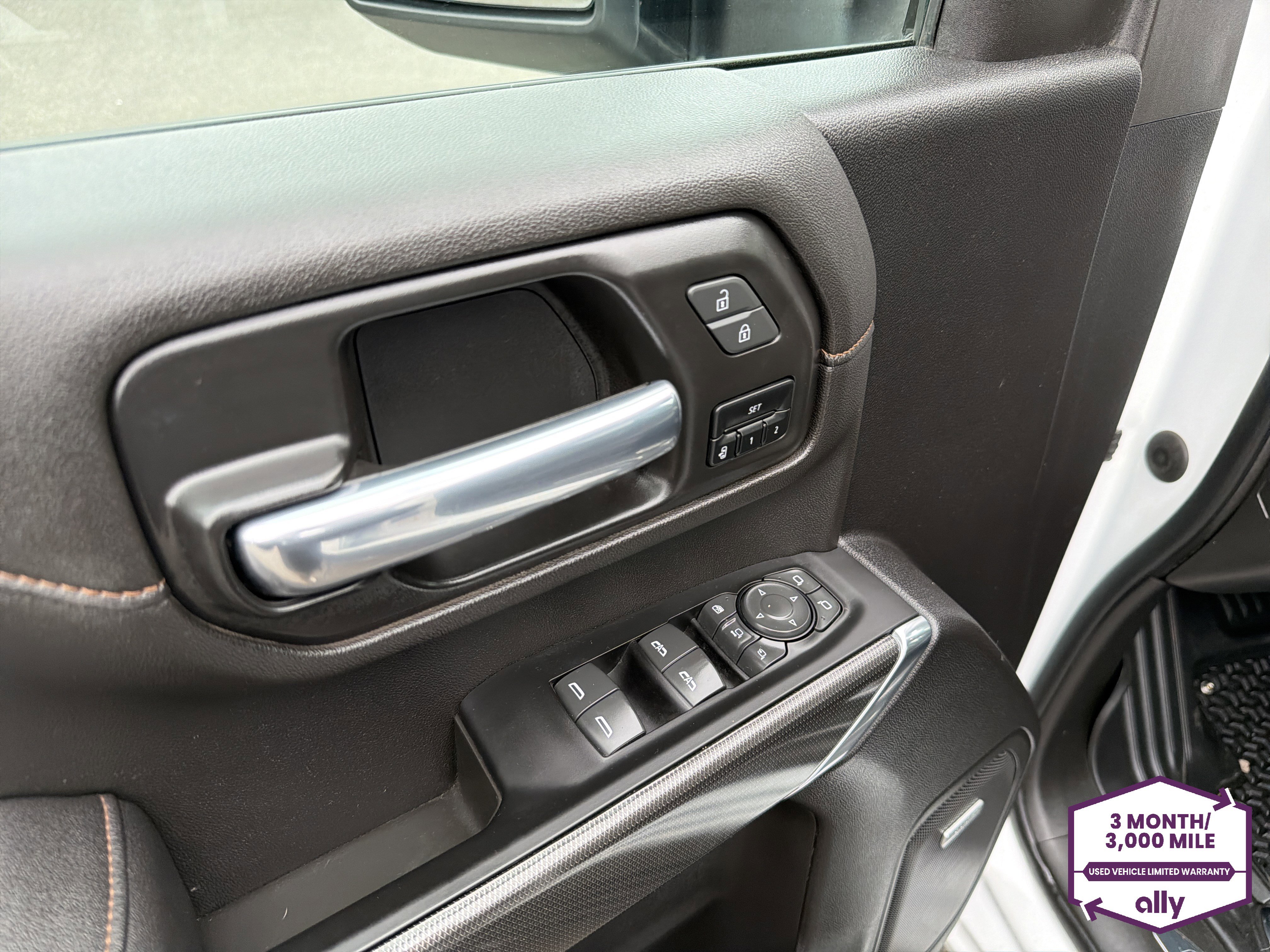 Used 2023 GMC Sierra 2500 AT4 w/ AT4 Premium Plus Package image 14