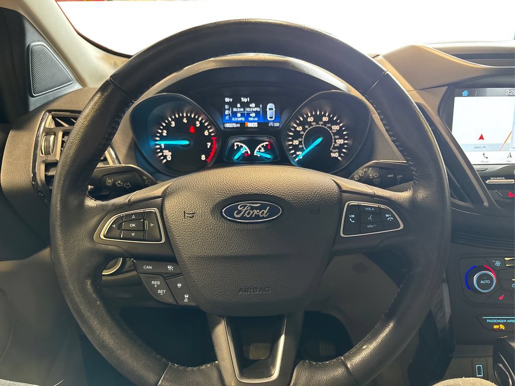 Certified 2018 Ford Escape Titanium w/ Ford Safe & Smart Package AWD/4WD image 29