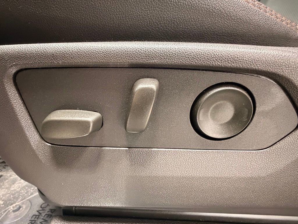 Used 2024 GMC Sierra 3500 AT4 w/ AT4 Premium Plus Package image 32