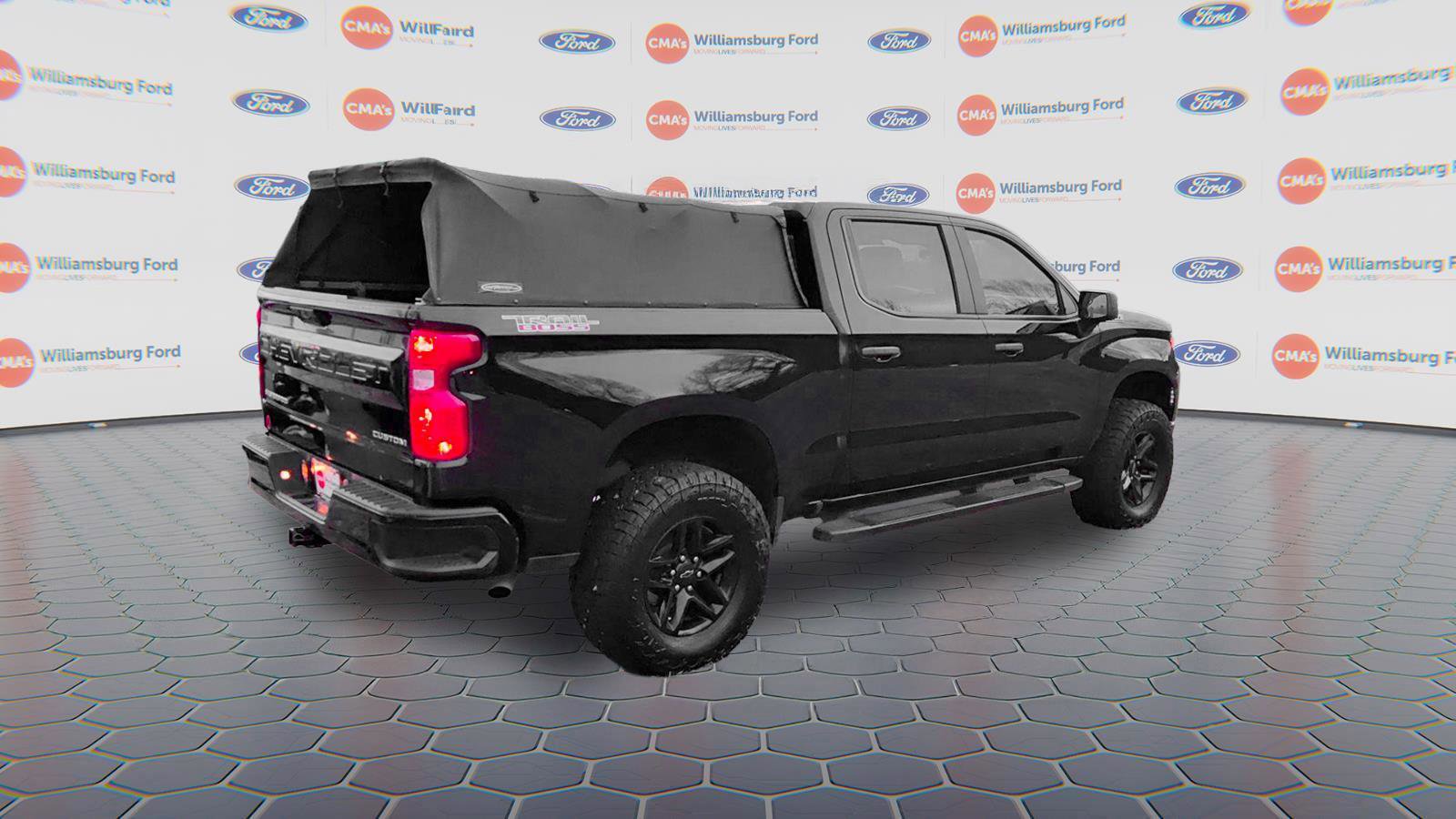 Used 2023 Chevrolet Silverado 1500 Custom Trail Boss image 4