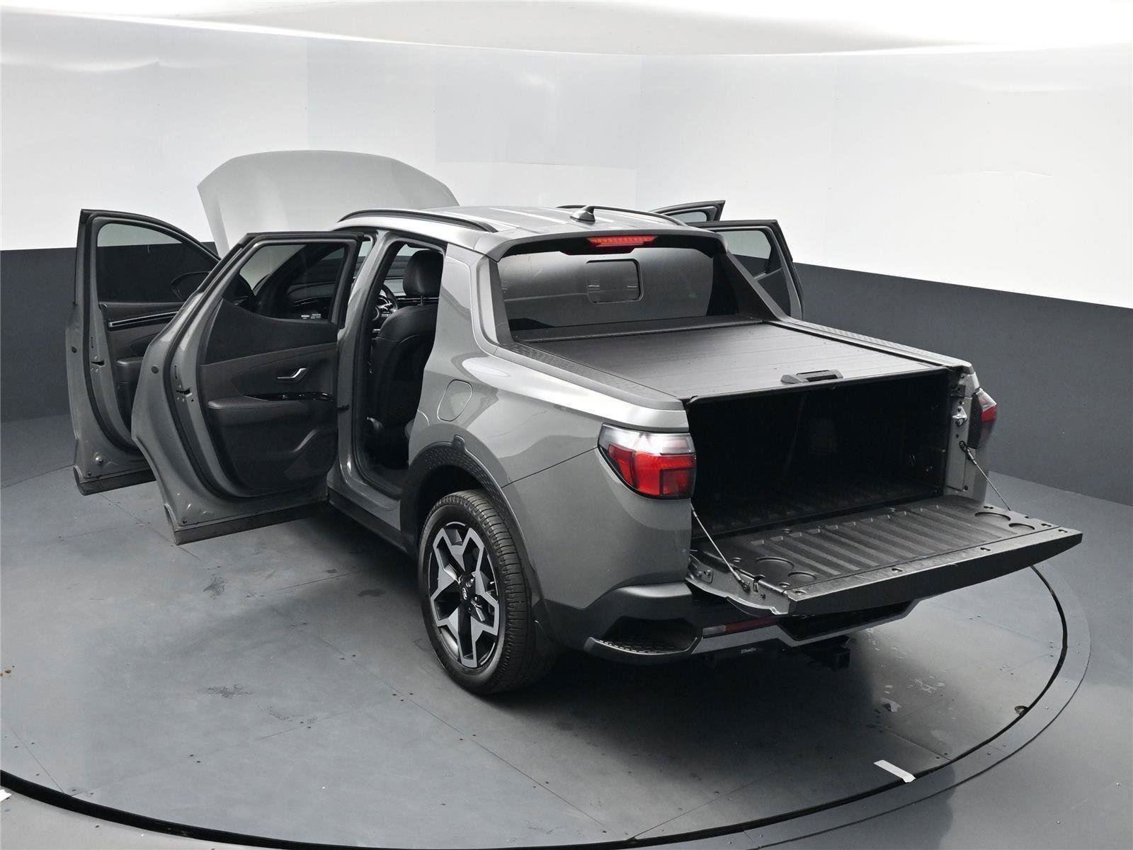 Used 2023 Hyundai Santa Cruz Limited image 15